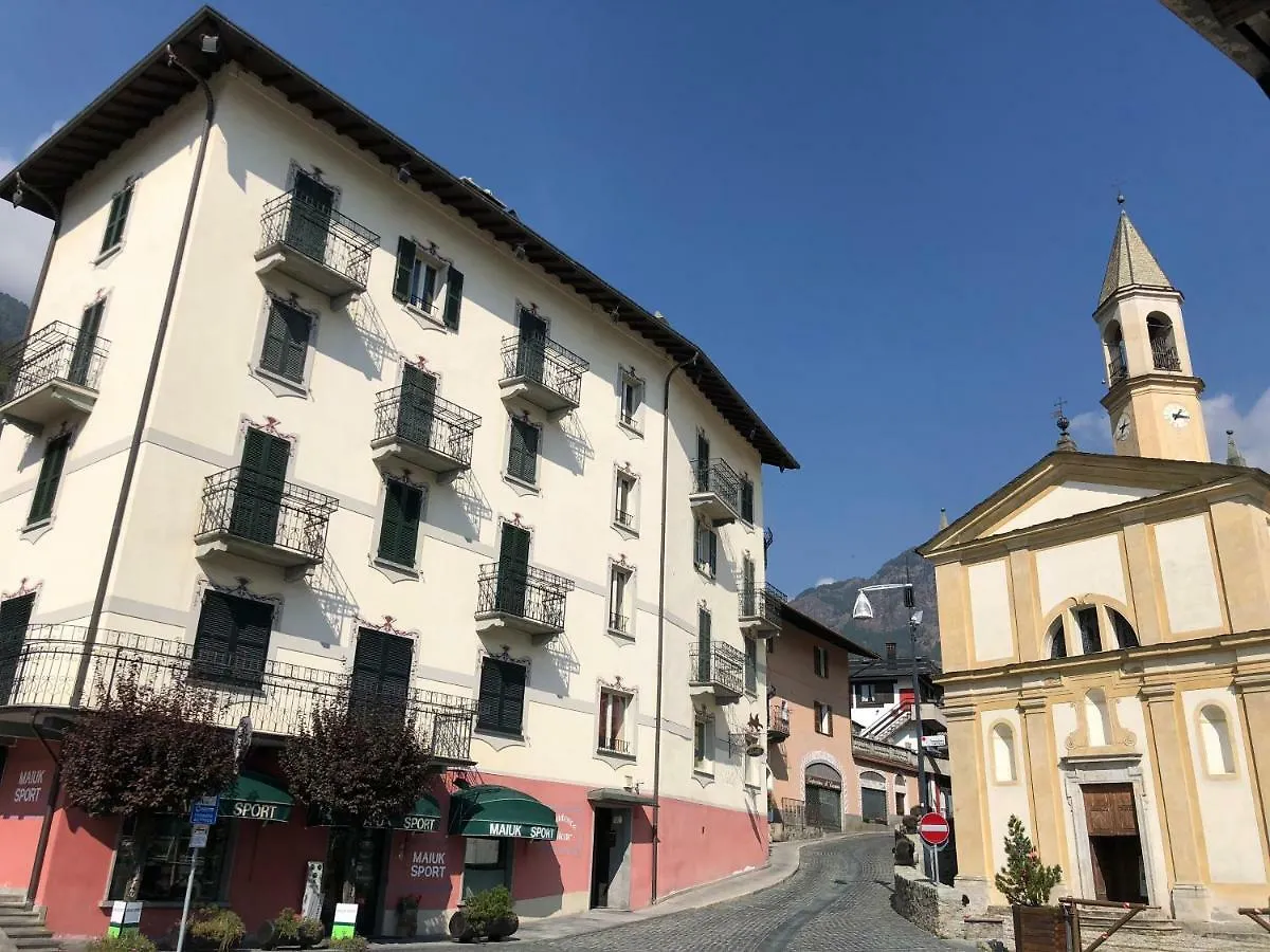 Apartment Residence Milcar Chiesa in Valmalenco